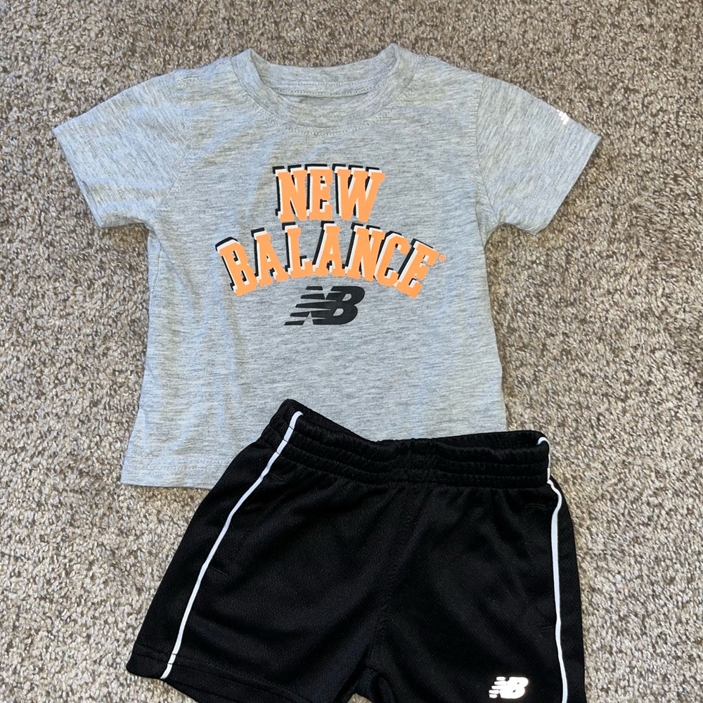 New Balance Gray and Black Set